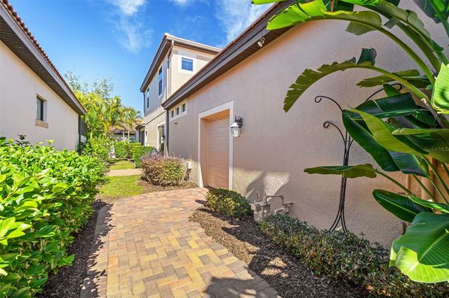 10619 GLENCORSE TERRACE, Bradenton, FL 34211