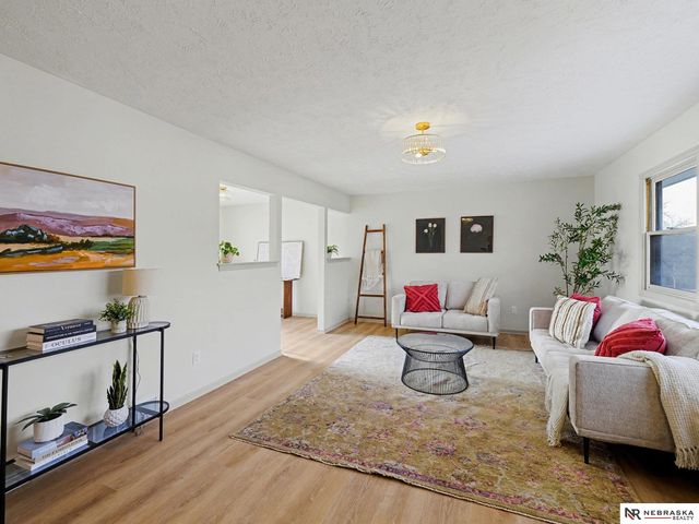 3507 Lynnwood Drive, Bellevue, NE 68123