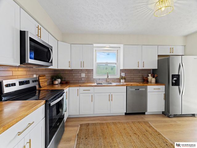 3507 Lynnwood Drive, Bellevue, NE 68123