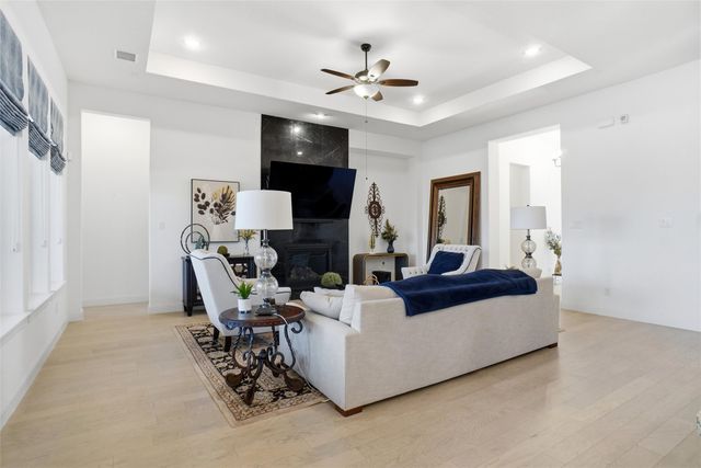 297 Waters Edge Drive, Argyle, TX 76226