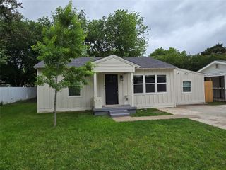 515 Elkhart Avenue, Dallas, TX 75217