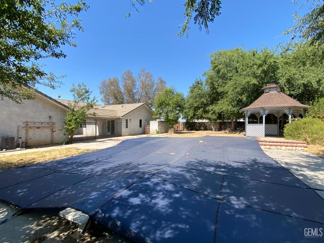 10800 Pitts Avenue, Bakersfield, CA 93306
