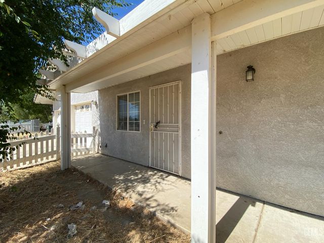 10800 Pitts Avenue, Bakersfield, CA 93306