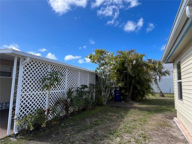 113 ROMA ROAD, Venice, FL 34285