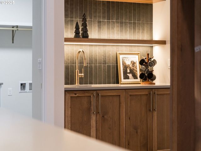 11006 Ne 54TH Ave, Vancouver, WA 98686