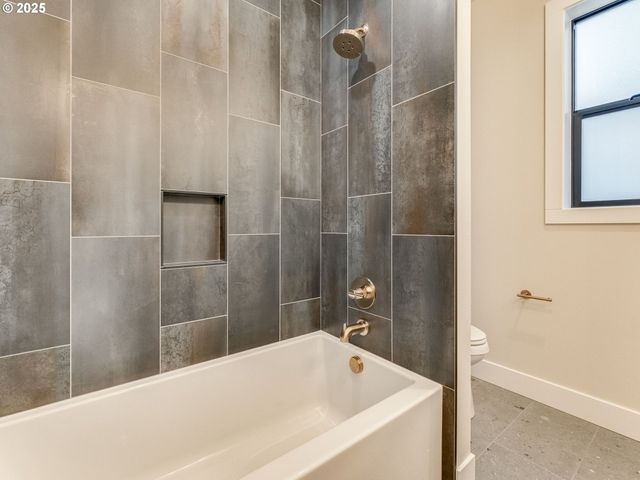 11006 Ne 54TH Ave, Vancouver, WA 98686