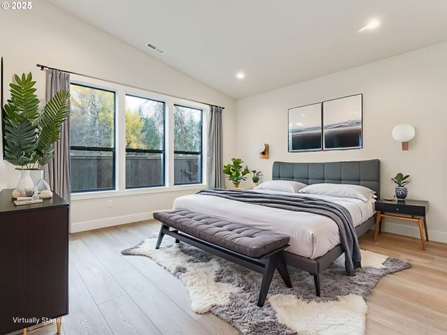 11006 Ne 54TH Ave, Vancouver, WA 98686