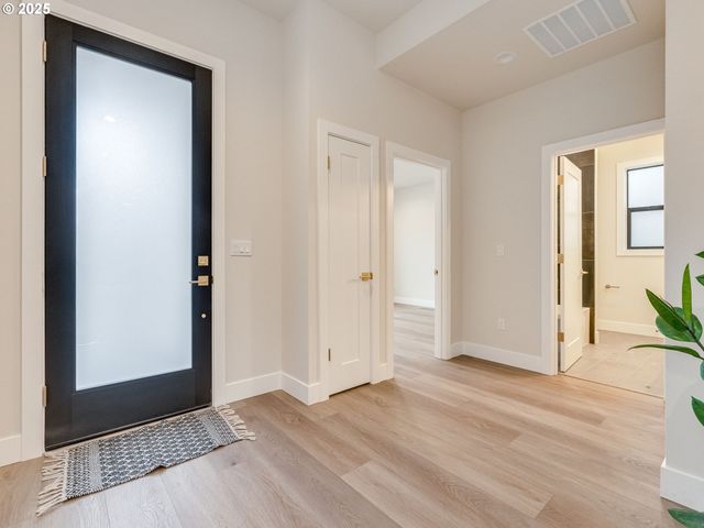 11006 Ne 54TH Ave, Vancouver, WA 98686