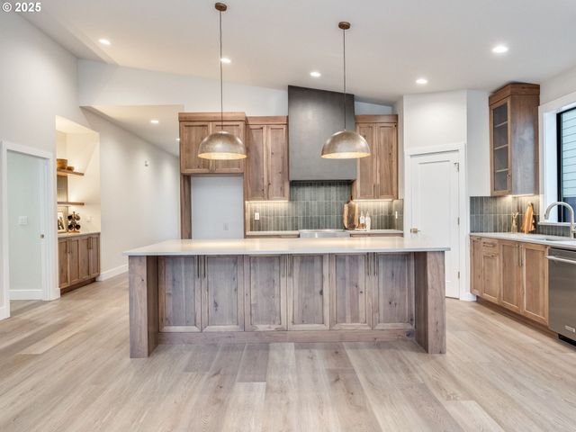 11006 Ne 54TH Ave, Vancouver, WA 98686