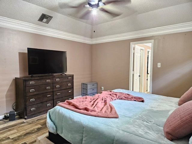 347 Champions Colony Iii, Houston, TX 77069