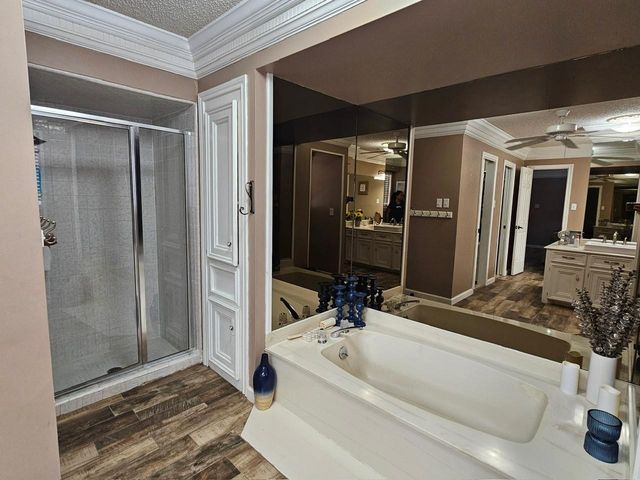 347 Champions Colony Iii, Houston, TX 77069