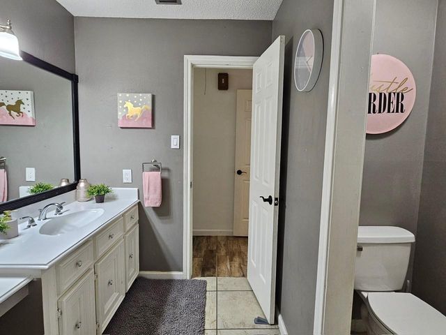 347 Champions Colony Iii, Houston, TX 77069