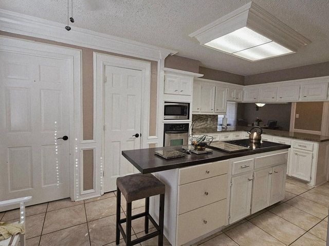 347 Champions Colony Iii, Houston, TX 77069