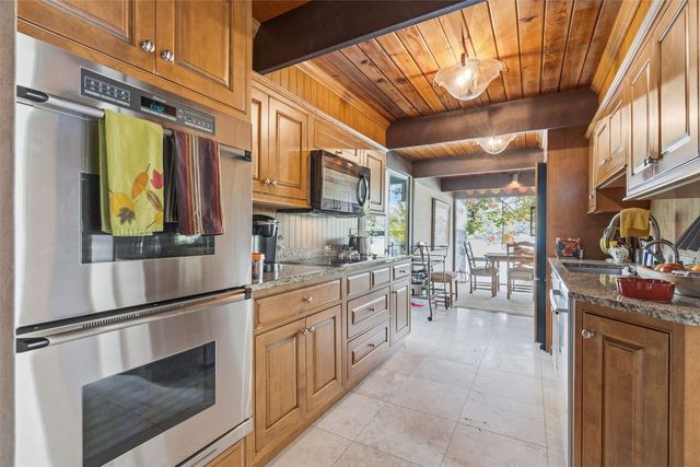 3730 James Lane NE, Solon, IA 52333