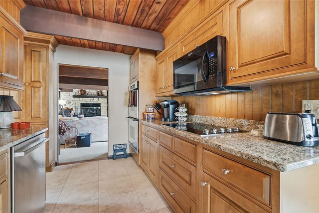 3730 James Lane NE, Solon, IA 52333