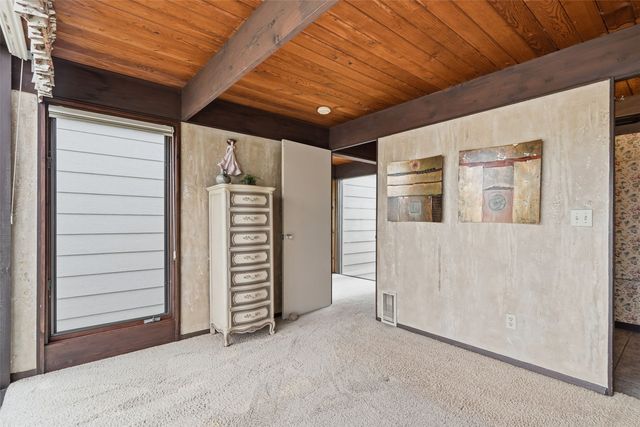 3730 James Lane NE, Solon, IA 52333