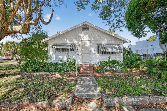 719 55th Street, West Palm Beach, FL 33407