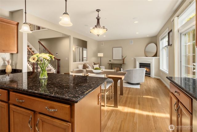 14778 NE 60th Court, Redmond, WA 98052