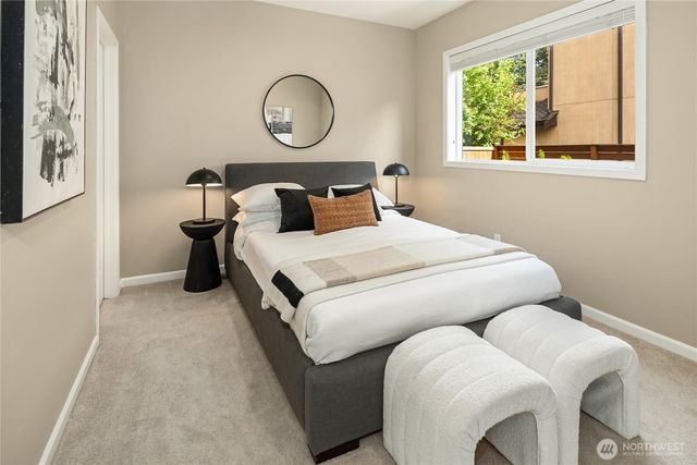 14778 NE 60th Court, Redmond, WA 98052