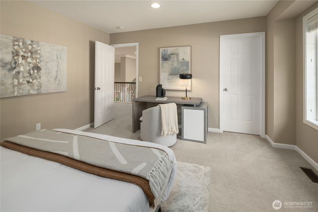 14778 NE 60th Court, Redmond, WA 98052