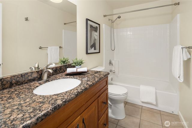 14778 NE 60th Court, Redmond, WA 98052