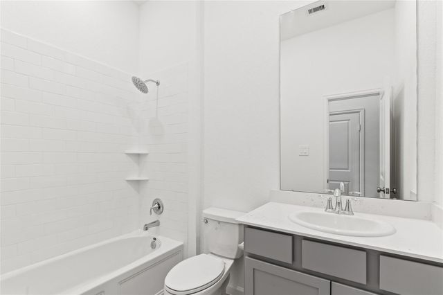 18211 Saffron Sun Street, Conroe, TX 77302