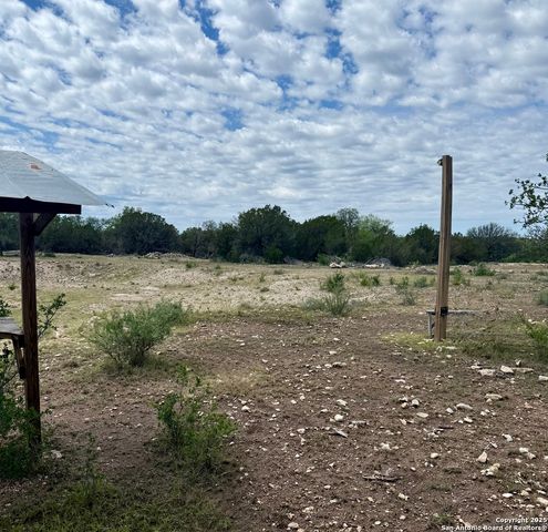 74200 SD, Rocksprings, TX 78880