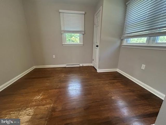 1114 WILSON RD, Wilmington, DE 19803