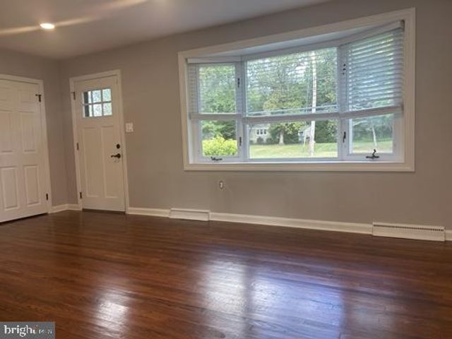 1114 WILSON RD, Wilmington, DE 19803