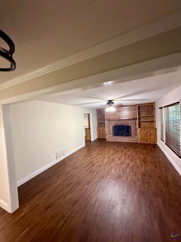104 Bay View Road, Perry, GA 31069