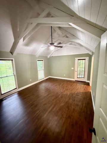 104 Bay View Road, Perry, GA 31069