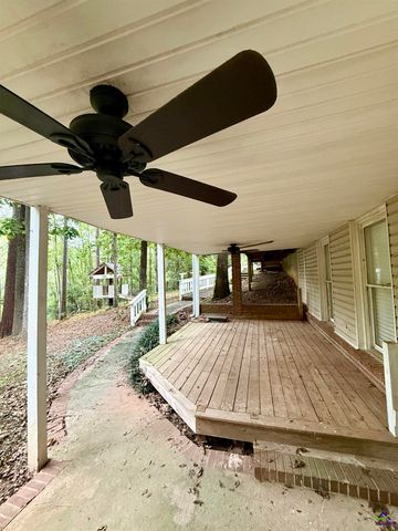 104 Bay View Road, Perry, GA 31069