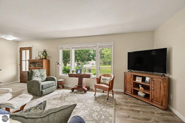 3414 Paulan Drive, Bay City, MI 48706