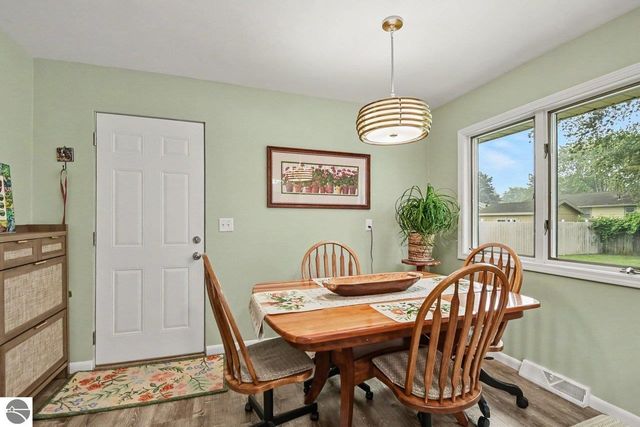 3414 Paulan Drive, Bay City, MI 48706