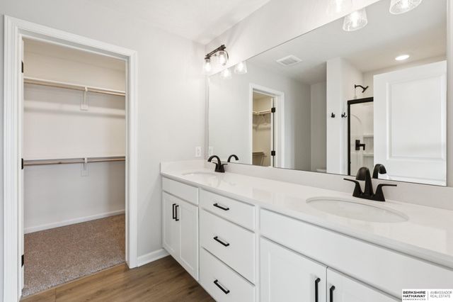 4697 E 21st Avenue, Fremont, NE 68025