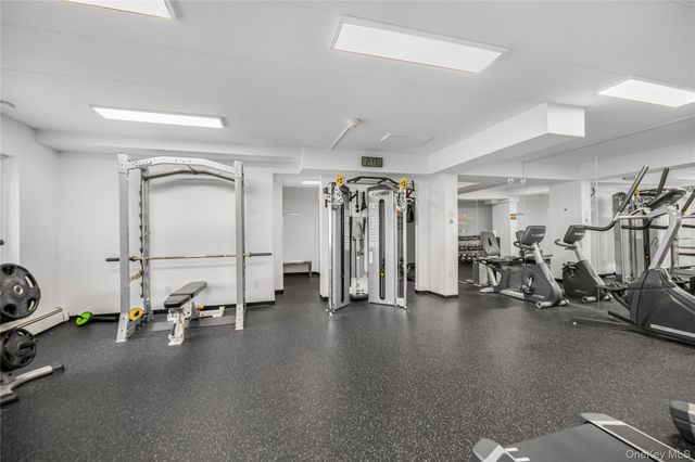 372 Central Park Avenue 2A, Scarsdale, NY 10583