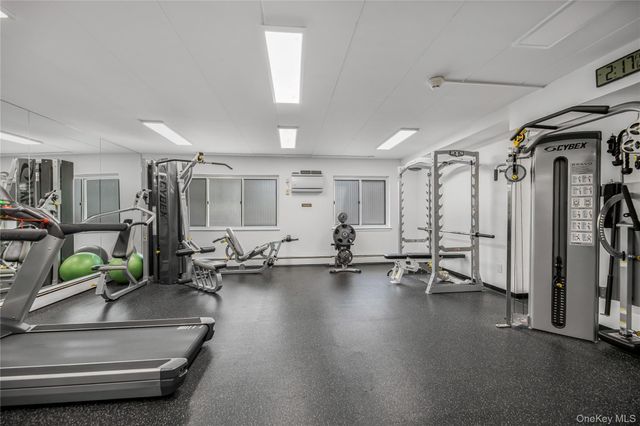 372 Central Park Avenue 2A, Scarsdale, NY 10583