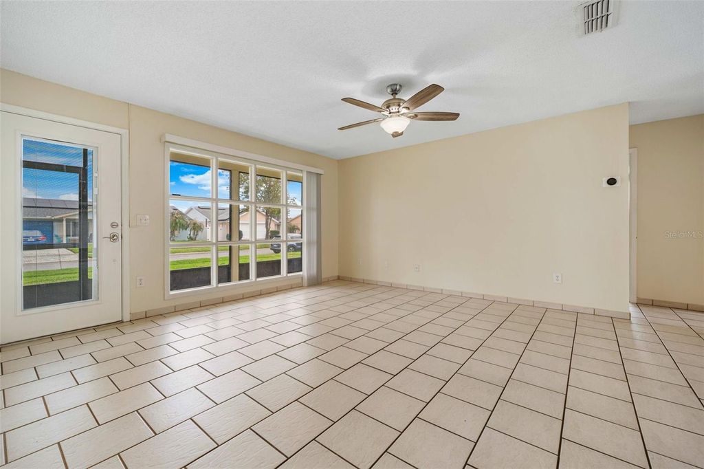 Image 12 of property listing at 2864 GRAND BEND COURT, Orlando, FL 32837