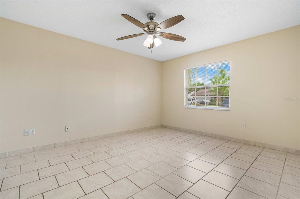 Image 13 of property listing at 2864 GRAND BEND COURT, Orlando, FL 32837