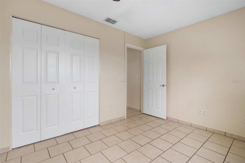 Image 14 of property listing at 2864 GRAND BEND COURT, Orlando, FL 32837