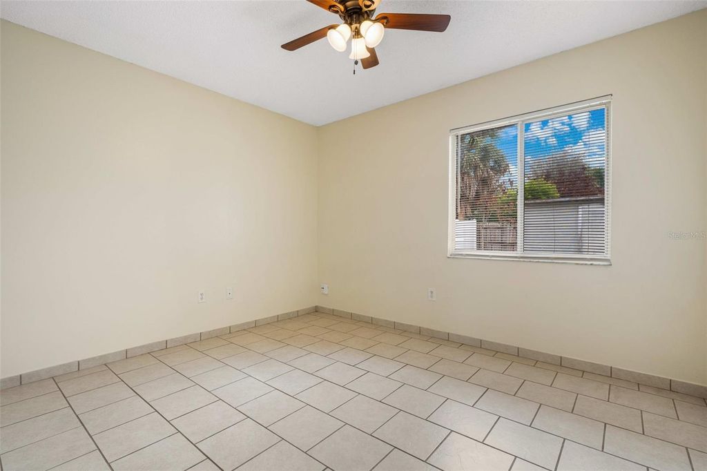 Image 17 of property listing at 2864 GRAND BEND COURT, Orlando, FL 32837