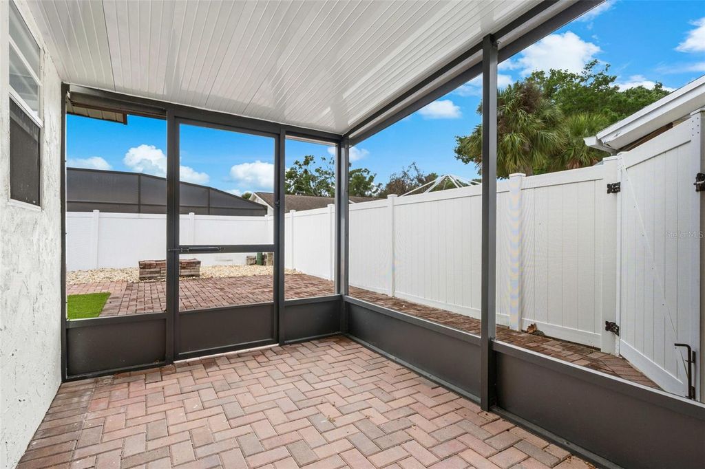 Image 32 of property listing at 2864 GRAND BEND COURT, Orlando, FL 32837