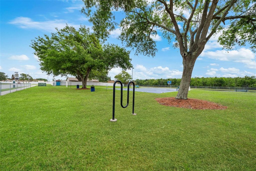 Image 38 of property listing at 2864 GRAND BEND COURT, Orlando, FL 32837