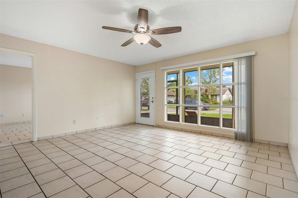 Image 5 of property listing at 2864 GRAND BEND COURT, Orlando, FL 32837