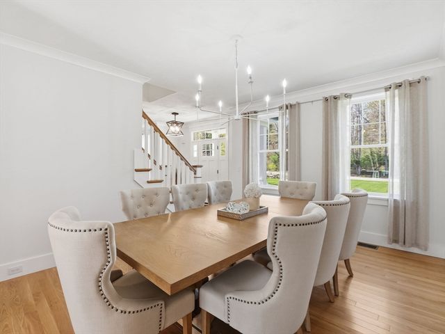 1 Smith Rd, Sutton, MA 01590