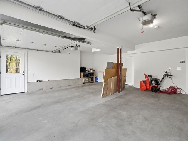 1 Smith Rd, Sutton, MA 01590
