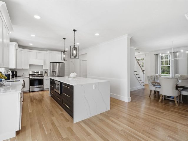 1 Smith Rd, Sutton, MA 01590