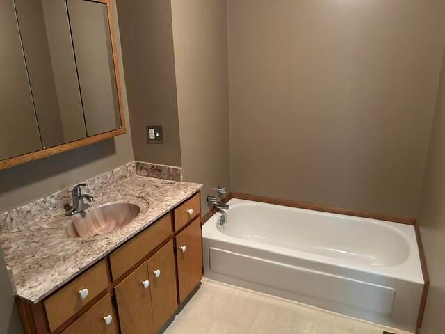 965 Mulhollen Drive, Monroe, MI 48161