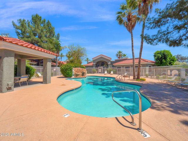 2929 W YORKSHIRE Drive 2015, Phoenix, AZ 85027