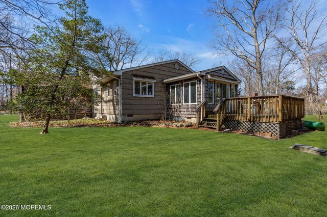 30 Shady Nook Drive, Toms River, NJ 08755